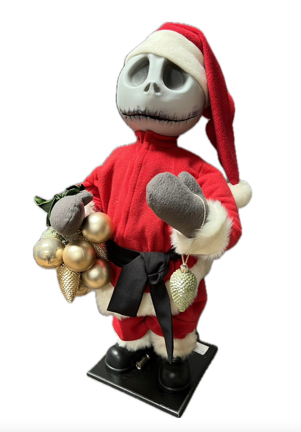 Der traurige Jack klaut Weihnachtschmuck