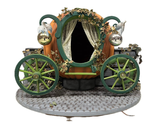 Cinderella Kutsche drehend