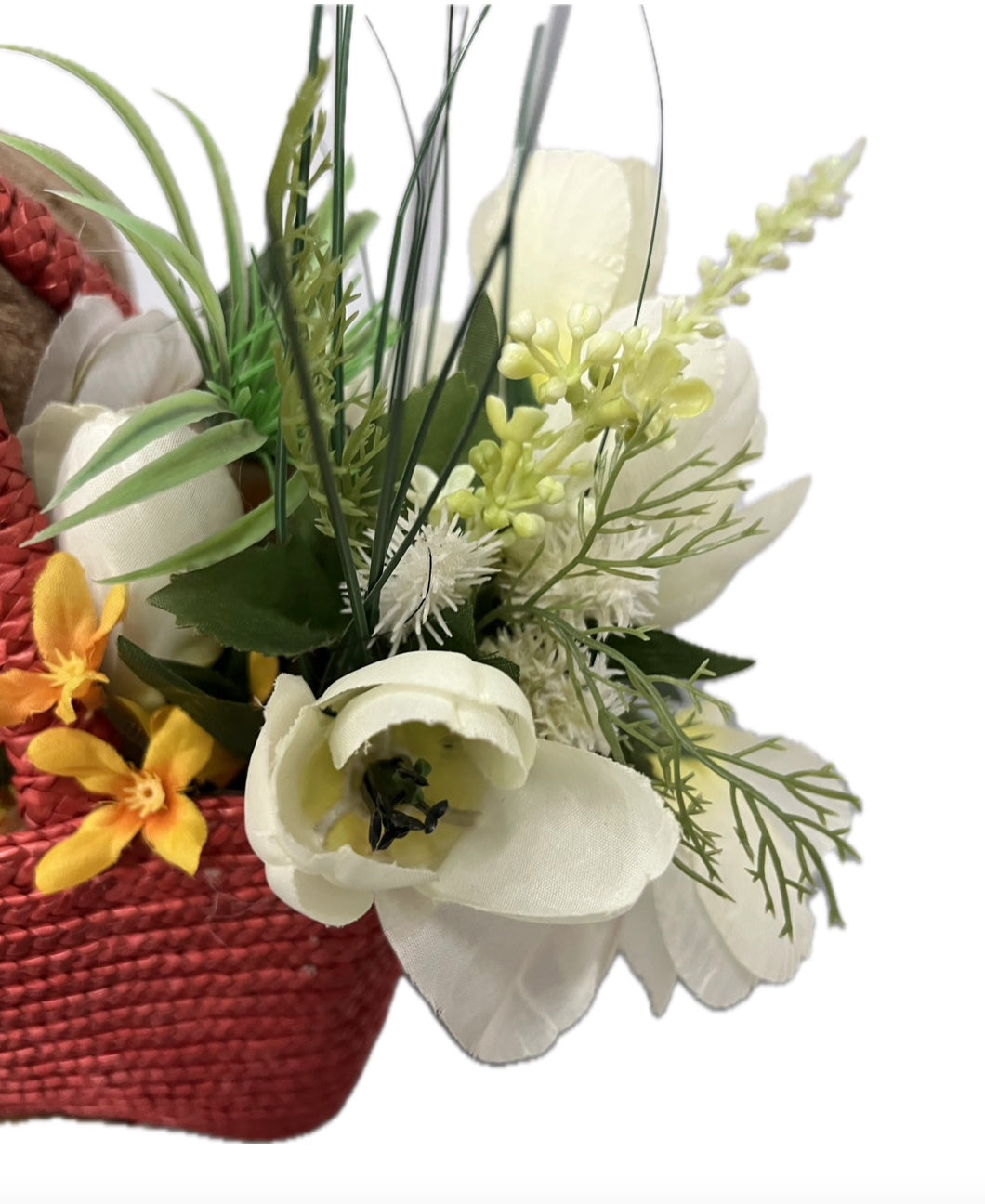 Häsin mit Gemüse im Einkaufskörbchen