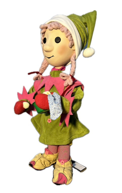 Elfenmädchen mit Knopfaugen und  mit rosa Zöpfen und Teigschüssel (Weihnachtsbäckerei)