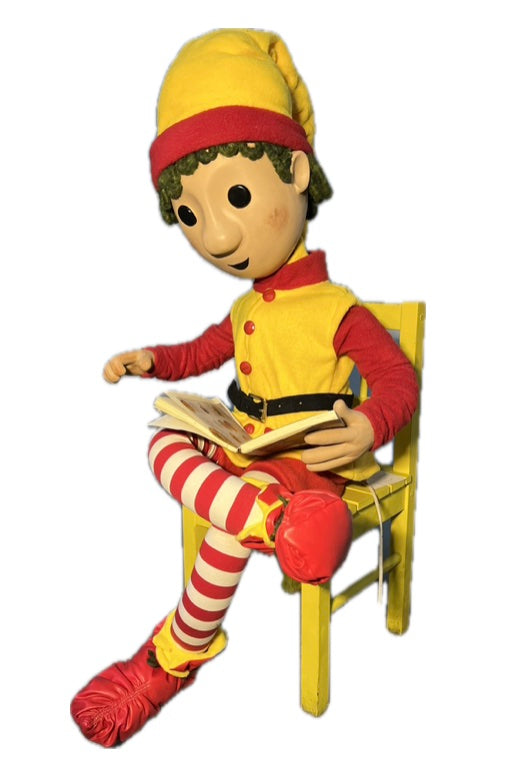 Knopfaugenelf mit Rezeptbuch (Weihnachtsbäckerei)