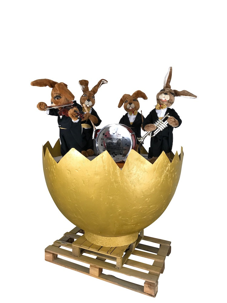 Konzertei Goldfarbene Eierhälfte mit 4 Hasenmusikern