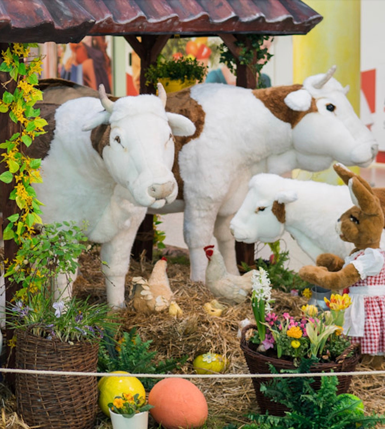 Ostern auf dem Bauernhof - Szene Kuhstall