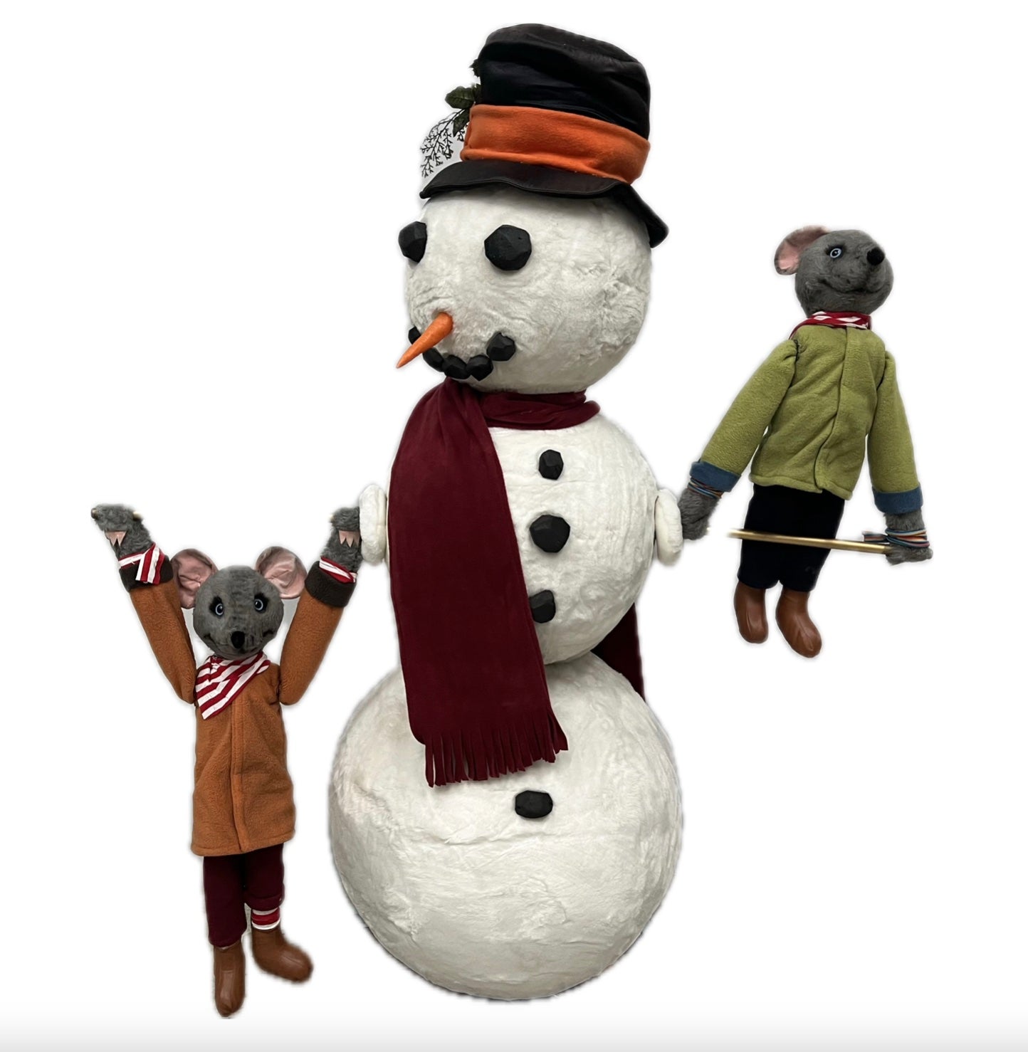 Schneemann mit zwei turnenden Mäusen