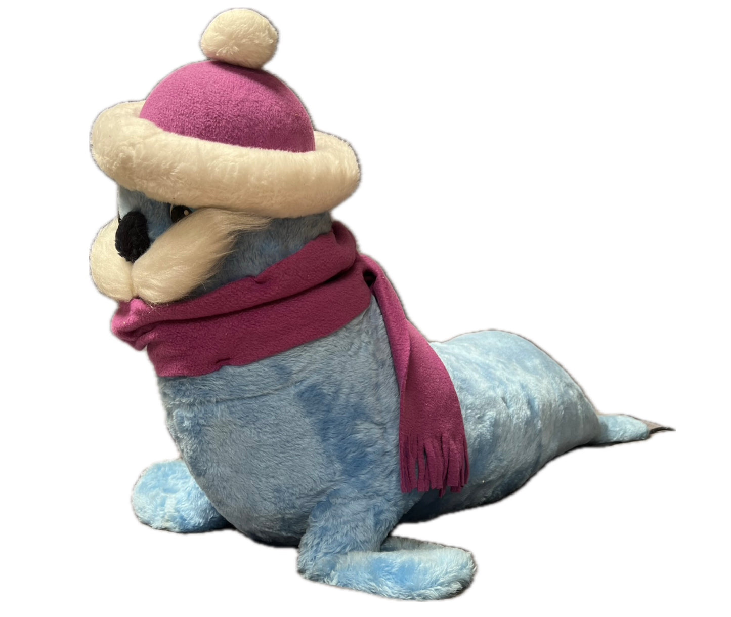 Seehund mit Mütze und Schal