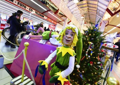 This beautiful Christmas elf was built for a decoration rental to the Südringcenter in Paderborn.